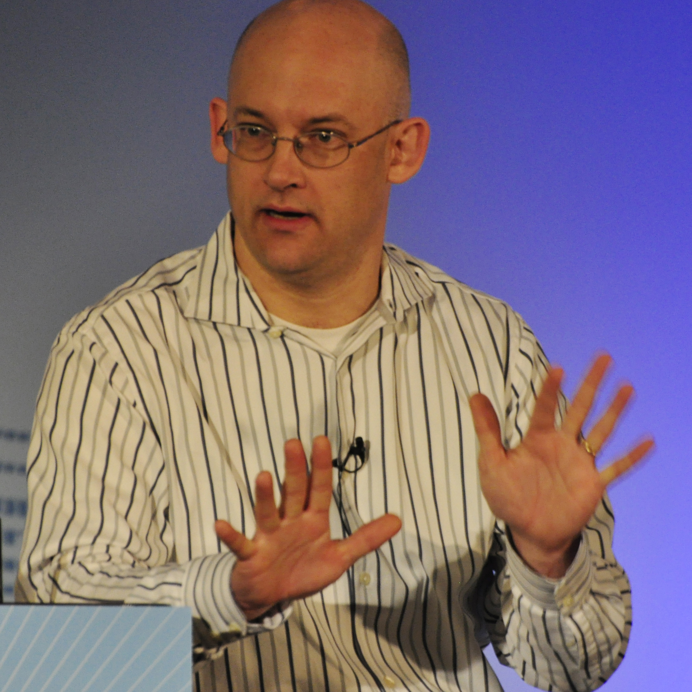 Photo of Clay Shirky speaking at DrupalCon